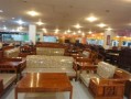 原阳小贰家家具工厂店，是当地颇具名气的家具销售点，由店主亚平亲自经营。这家店位于原阳县的繁华地段，以其丰富的产品线、实惠的价格和贴心的服务，吸引了众多顾客的青睐。