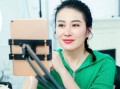 揭秘直播背后的真相，数据造假、虚假人设与黑心商品