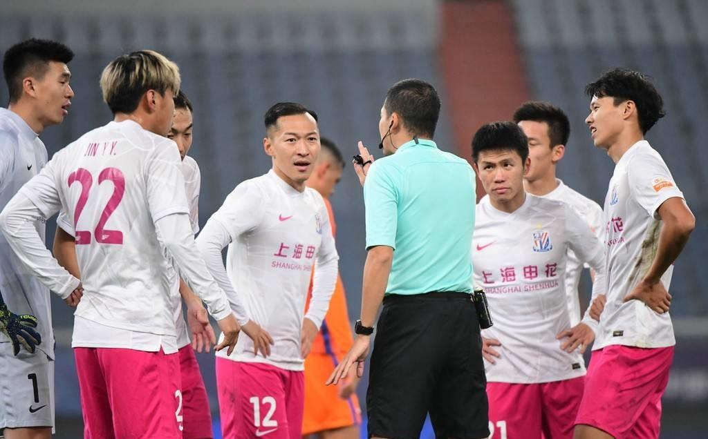 蓉城1-0绝杀申花，中超争冠格局风云突变-第1张图片-赛丽网