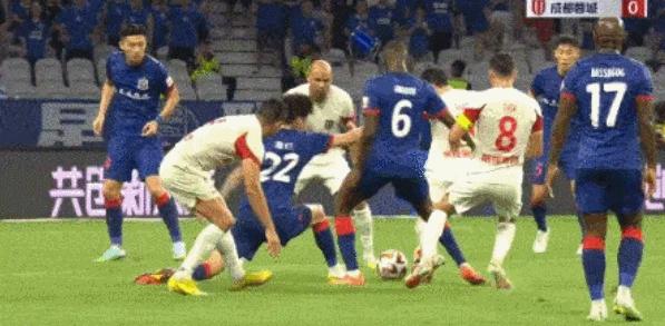 蓉城1-0绝杀申花，中超争冠格局风云突变-第3张图片-赛丽网